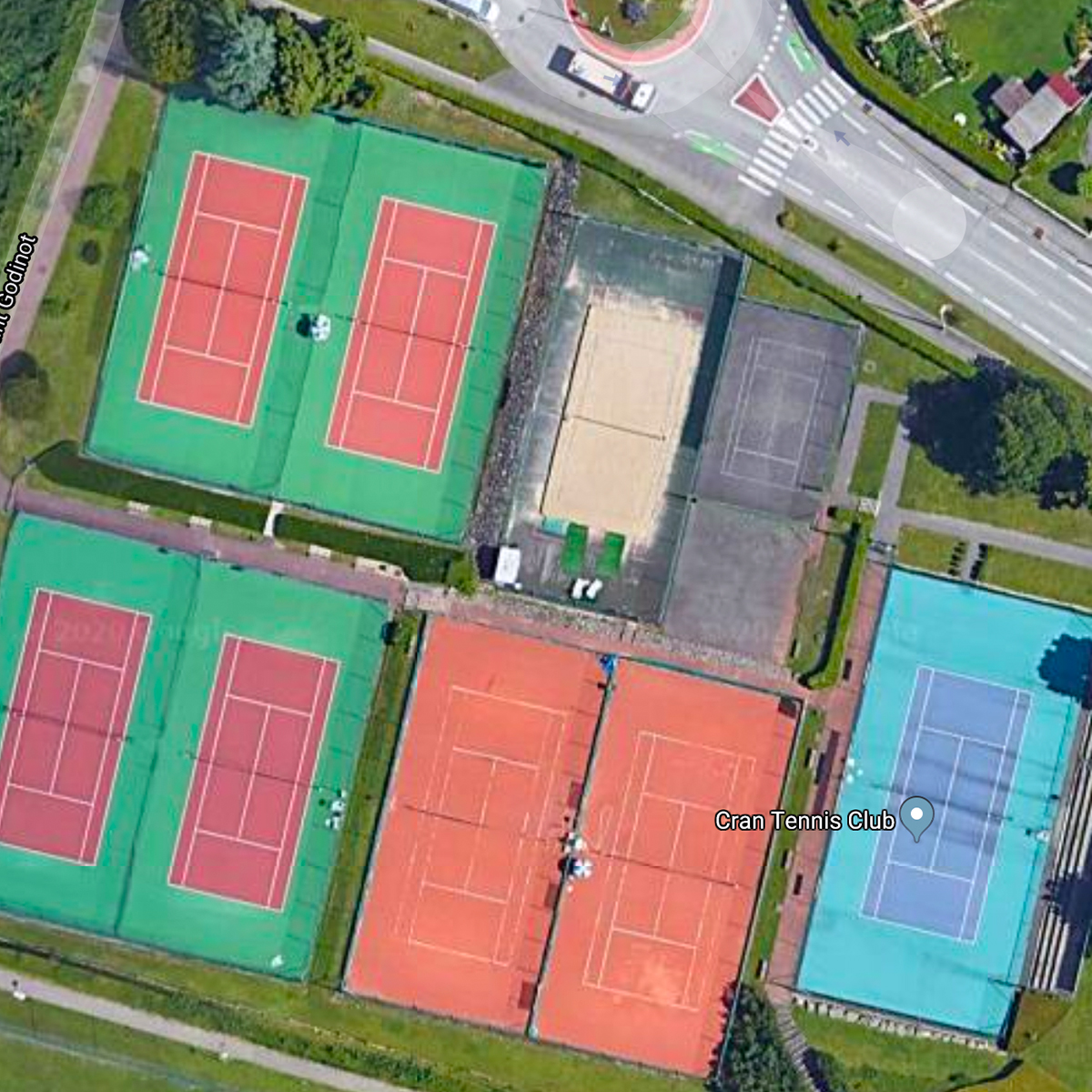 vue aérienne courts cran tennis club